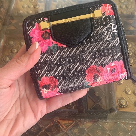 Juicy Couture wallet - Picture 5 of 5